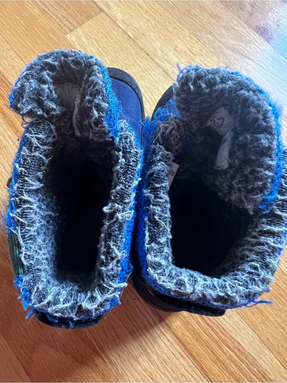 Kamik Winter Boots Blue & Black *size 12Y or 12.5Y best guess*